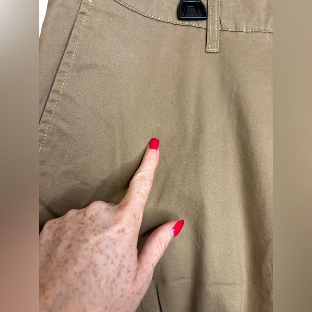 NWT Hudson And Barrow Cargo Stretch Brown Khaki Corn Stalk Shorts Flat Front 42 - Picture 2 of 9